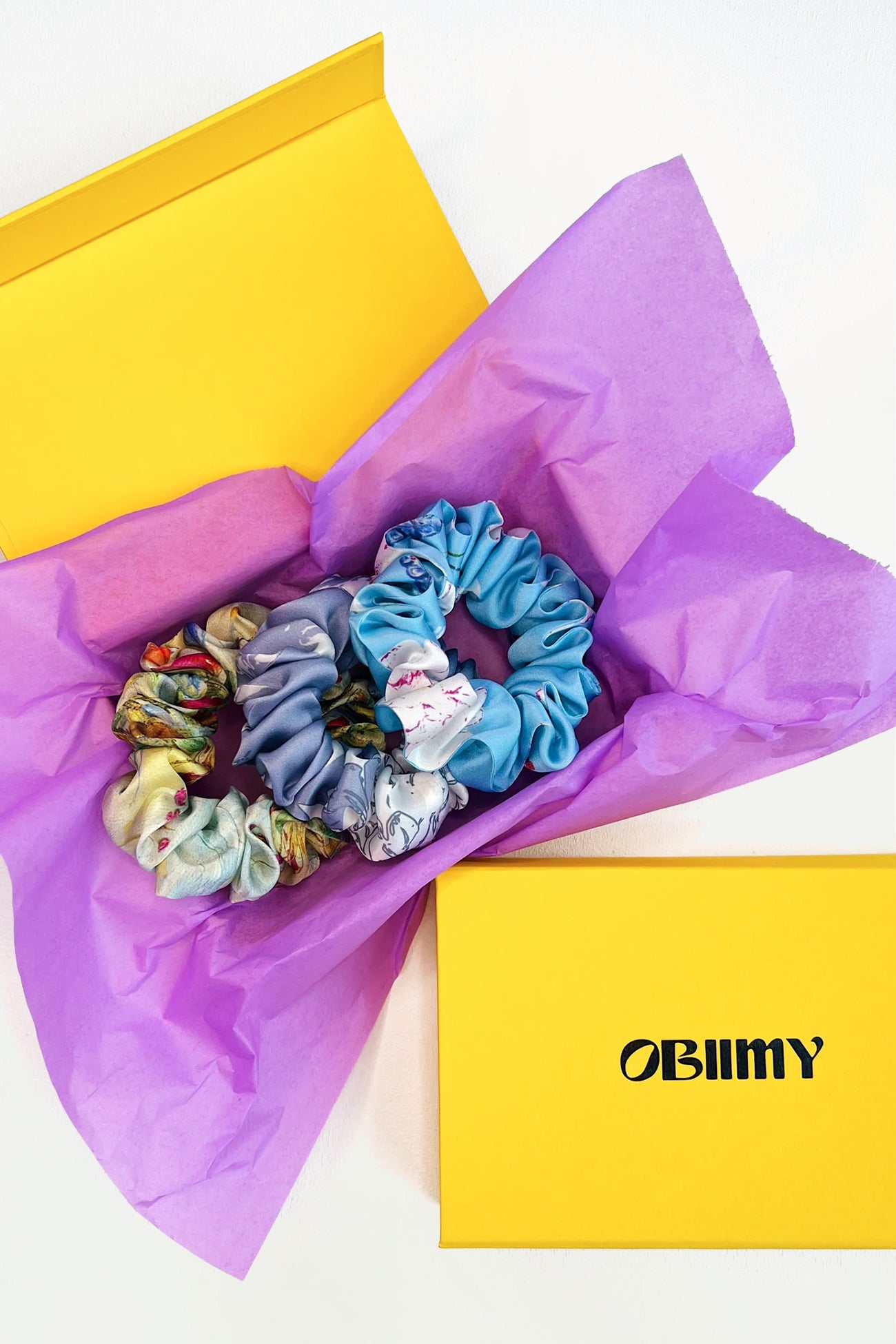 Set of 3 silk scrunchies