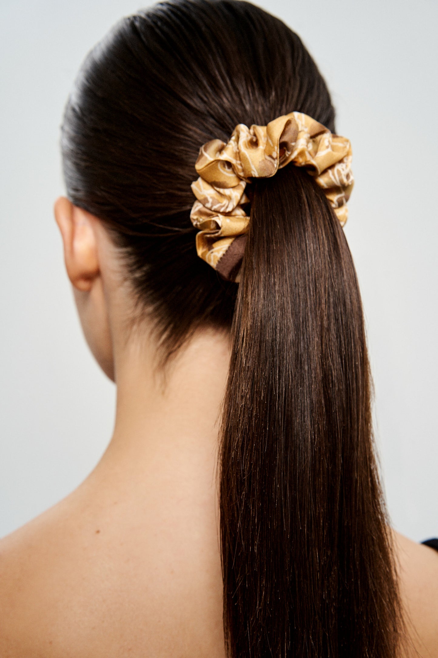 Silk scrunchie "Balance"