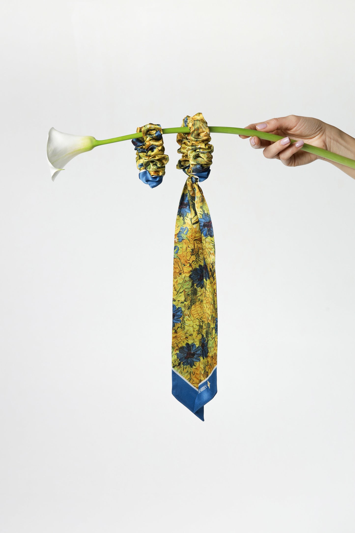 Twill and scrunchie "Courage"