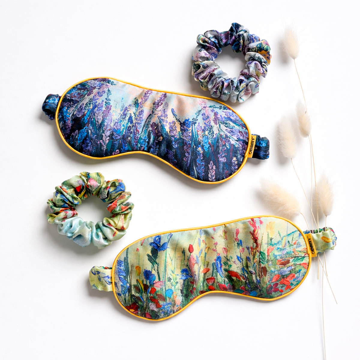 Sleeping masks