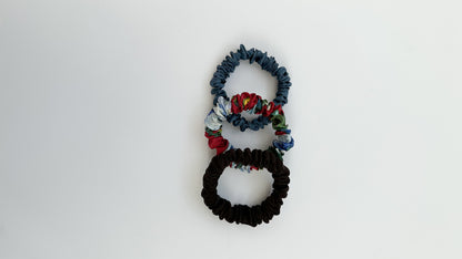 Set of 3 silk scrunchies Zero west