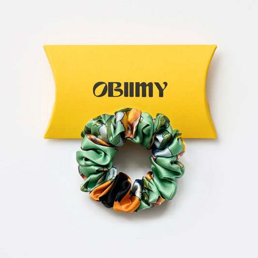 Silk scrunchie "Juicy memories"