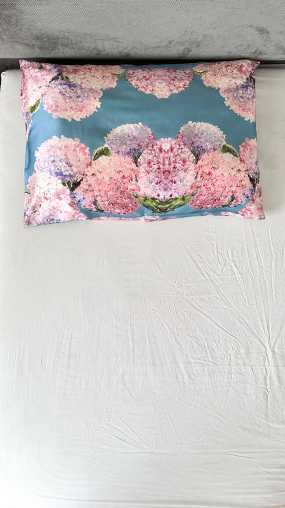 Silk pillowcase “Sincere Feelings”