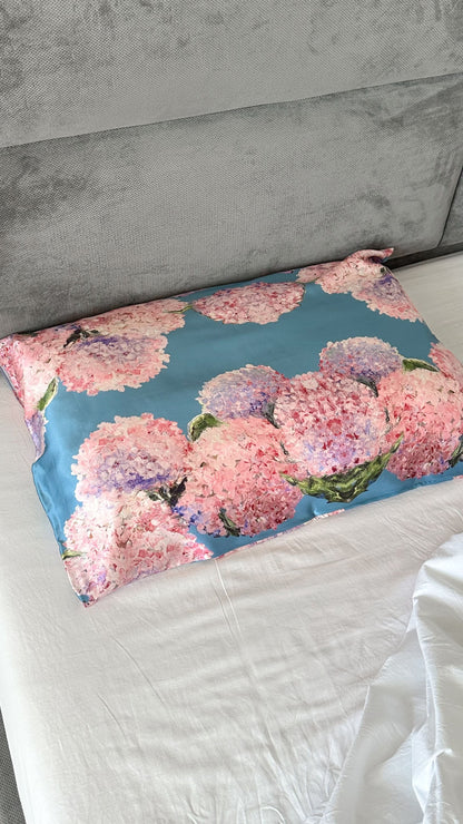 Silk pillowcase “Sincere Feelings”